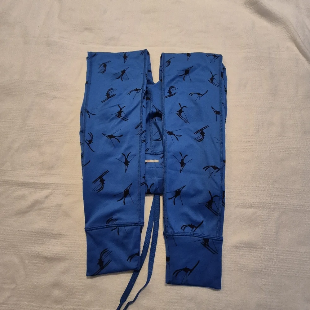 Aerie Play XS leggings, skiing bunny print royal blue & black soft comfy GUC - Picture 6 of 8